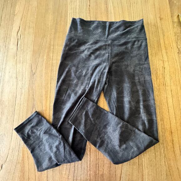 Vuori Clean Elevation leggings - Size M - Picture 2 of 8